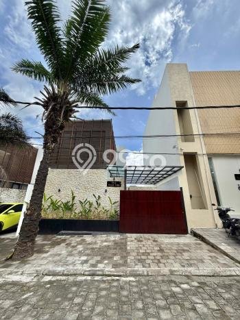 Vila Strategis Kawasan , Luas 103m2m², Available Segera Vila Strategis Kawasan , Luas 103m2m², Available Segera