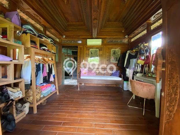 Vila di , Dimensi 1300m2m², Cocok untuk tempat tinggal Anda Vila di , Dimensi 1300m2m², Cocok untuk tempat tinggal Anda