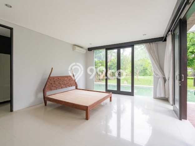 PELUANG INVESTASI! Vila Kawasan , Area 1467m2m², Potensi Menjanjikan PELUANG INVESTASI! Vila Kawasan , Area 1467m2m², Potensi Menjanjikan