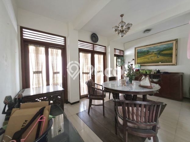 Jual Rumah Mewah Megah Dengan View Cantik di Pisang Candi, Malang Jual Rumah Mewah Megah Dengan View Cantik di Pisang Candi, Malang