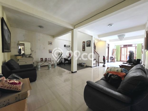 Jual Rumah Mewah Megah Dengan View Cantik di Pisang Candi, Malang Jual Rumah Mewah Megah Dengan View Cantik di Pisang Candi, Malang