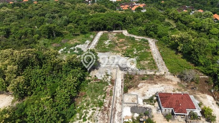 LOKASI PREMIUM! Tanah Kawasan Nusa Dua, Luas 183m², Tepi Jalan Raya LOKASI PREMIUM! Tanah Kawasan Nusa Dua, Luas 183m², Tepi Jalan Raya
