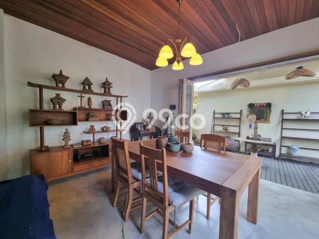 INVESTASI POTENSIAL! Vila Kawasan , Area 428m2m², Lokasi Prima INVESTASI POTENSIAL! Vila Kawasan , Area 428m2m², Lokasi Prima