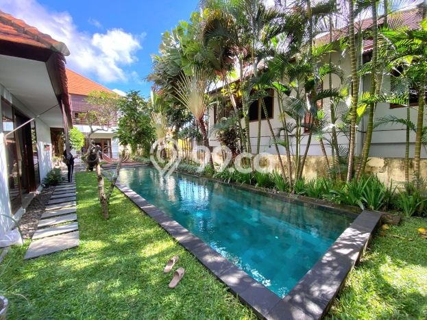 Hunian Berkualitas! Vila Kawasan , Dimensi 675m2m², Kualitas Prima Hunian Berkualitas! Vila Kawasan , Dimensi 675m2m², Kualitas Prima