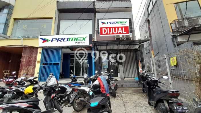 Ruko Dijual di Prime Area Jakarta Selatan Luas 108m2 Ruko Dijual di Prime Area Jakarta Selatan Luas 108m2