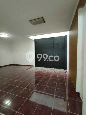 Rumah Elit Modern Tanpa Renovasi di Kemang Pratama Bekasi Rumah Elit Modern Tanpa Renovasi di Kemang Pratama Bekasi