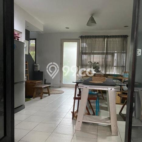 Jual Rumah Strategis Bagus Punya 5 KT di Serpong Tangerang Selatan SHM Jual Rumah Strategis Bagus Punya 5 KT di Serpong Tangerang Selatan SHM