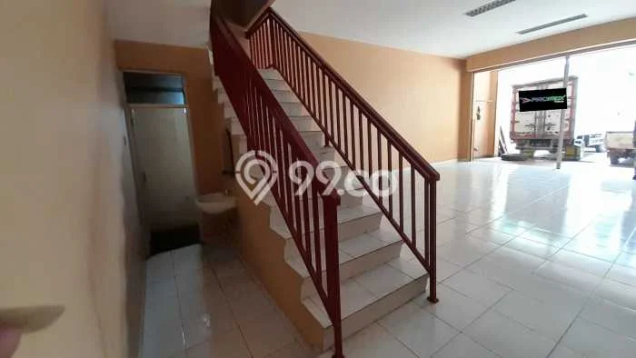 LOKASI STRATEGIS! Ruko di , Luas 91m2m², Pusat Komersial, Jalan Utama LOKASI STRATEGIS! Ruko di , Luas 91m2m², Pusat Komersial, Jalan Utama