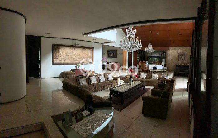 For Sale! Luxury House LT 965m2 Desain Elegan di Menteng Dalam For Sale! Luxury House LT 965m2 Desain Elegan di Menteng Dalam