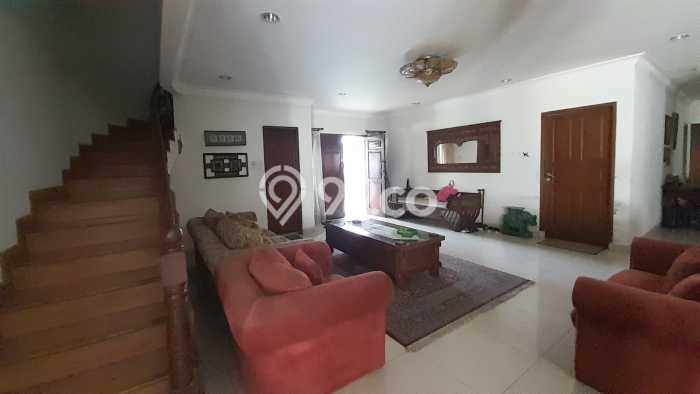 Dijual Rumah Mewah Elegan Dengan View Eksklusif di Kemang, Jakarta Selatan Dijual Rumah Mewah Elegan Dengan View Eksklusif di Kemang, Jakarta Selatan