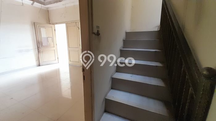 Dijual! Kantor di Ragunan Jakarta Selatan LT 1098m2 / LB 900m2 Kawasan Bisnis Dijual! Kantor di Ragunan Jakarta Selatan LT 1098m2 / LB 900m2 Kawasan Bisnis
