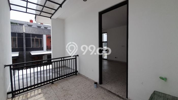 Jual Rumah Luas Elegan Dengan View Cantik di Ciganjur, Jakarta Selatan Jual Rumah Luas Elegan Dengan View Cantik di Ciganjur, Jakarta Selatan