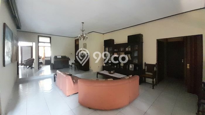 Rumah Elit LB 240m2 Siap Pakai Desain Elegan di Bintaro, Tangerang Selatan Rumah Elit LB 240m2 Siap Pakai Desain Elegan di Bintaro, Tangerang Selatan