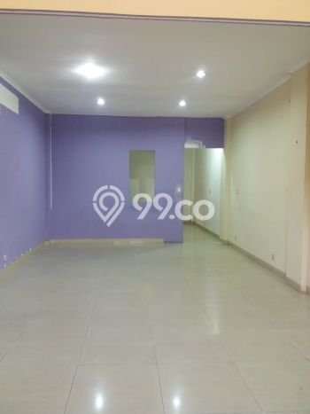 AREA KOMERSIAL! Ruko di , Luas 200m2m², Akses Raya AREA KOMERSIAL! Ruko di , Luas 200m2m², Akses Raya