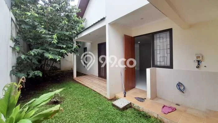 Rumah Kontrakan Jakarta Selatan LT 300m2 LB 150m2 Kawasan Bintaro Rumah Kontrakan Jakarta Selatan LT 300m2 LB 150m2 Kawasan Bintaro