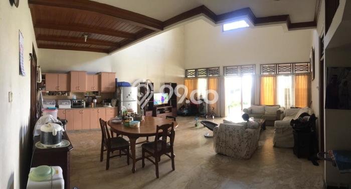 Jual Rumah Mewah Elegan Dengan View Cantik di Pejaten, Jakarta Selatan Jual Rumah Mewah Elegan Dengan View Cantik di Pejaten, Jakarta Selatan