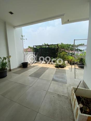 Rumah Elit Modern Tanpa Renovasi di Pantai Indah Kapuk Jakarta Utara Rumah Elit Modern Tanpa Renovasi di Pantai Indah Kapuk Jakarta Utara