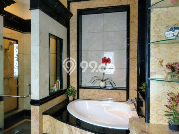 Dijual Rumah 4 KT di Pantai Indah Kapuk, Jakarta Utara - Luas Tanah 337m² Dijual Rumah 4 KT di Pantai Indah Kapuk, Jakarta Utara - Luas Tanah 337m²