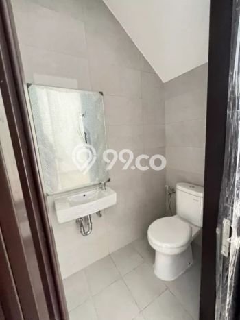 SPECIAL OFFER! Rumah di Pantai Indah Kapuk 2, 2 KM, Lingkungan Asri, LT 56m² Bangunan 75m² SPECIAL OFFER! Rumah di Pantai Indah Kapuk 2, 2 KM, Lingkungan Asri, LT 56m² Bangunan 75m²