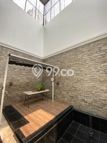 Rumah Elit Modern Tanpa Renovasi di Pantai Indah Kapuk Jakarta Utara Rumah Elit Modern Tanpa Renovasi di Pantai Indah Kapuk Jakarta Utara