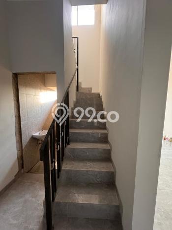 Rumah Minimalis 4 KT di Meruya Jakarta Barat Unfurnished Rumah Minimalis 4 KT di Meruya Jakarta Barat Unfurnished