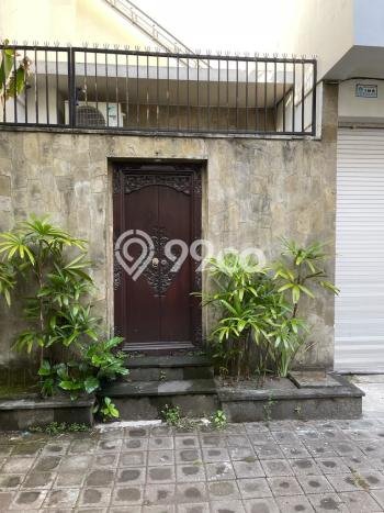 Bisnis Menjanjikan! Vila di Jimbaran, Area 173m², Akses ke Fasilitas Umum Bisnis Menjanjikan! Vila di Jimbaran, Area 173m², Akses ke Fasilitas Umum