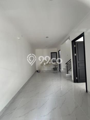 Disewakan! Rumah 3 Kamar Tidur &
2 Kamar Mandi di Pantai Indah Kapuk, Jakarta Utara Disewakan! Rumah 3 Kamar Tidur &
2 Kamar Mandi di Pantai Indah Kapuk, Jakarta Utara