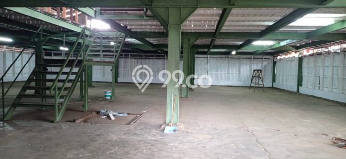 Unit Gudang Dijual di Kebayoran Lama Jakarta Selatan Luas Tanah 900m2, Luas Bangunan 1100m2 Unit Gudang Dijual di Kebayoran Lama Jakarta Selatan Luas Tanah 900m2, Luas Bangunan 1100m2