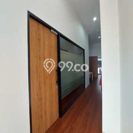 LOKASI STRATEGIS! Ruko Disewakan Kawasan , Luas 162m2m², Kawasan Komersial LOKASI STRATEGIS! Ruko Disewakan Kawasan , Luas 162m2m², Kawasan Komersial
