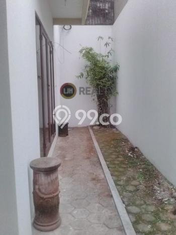 Jual Rumah Luas Elegan Dengan View Eksklusif di Srondol, Semarang Jual Rumah Luas Elegan Dengan View Eksklusif di Srondol, Semarang