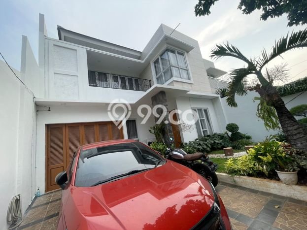 Rumah Eksklusif Dijual LT 240m2 di Pulo Gadung, Jakarta Timur Rumah Eksklusif Dijual LT 240m2 di Pulo Gadung, Jakarta Timur