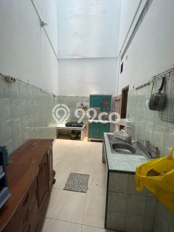 Dijual Rumah 5 Kamar Lokasi Strategis Nyaman dan Strategis di Kemayoran Dijual Rumah 5 Kamar Lokasi Strategis Nyaman dan Strategis di Kemayoran
