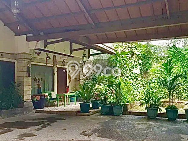 Rumah Elit Modern Siap Huni di Pejaten Jakarta Selatan Rumah Elit Modern Siap Huni di Pejaten Jakarta Selatan