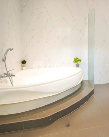 Ready to Use! Premium House LT 973m2 Desain Modern di Kemang Ready to Use! Premium House LT 973m2 Desain Modern di Kemang