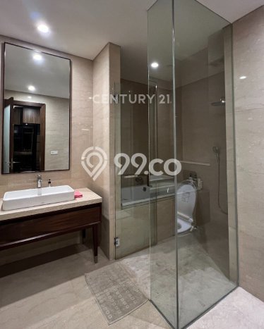 Hunian Apartemen Sewa Siap Huni di Simprug Jakarta Selatan dengan 2 KT / 2 KM Hunian Apartemen Sewa Siap Huni di Simprug Jakarta Selatan dengan 2 KT / 2 KM