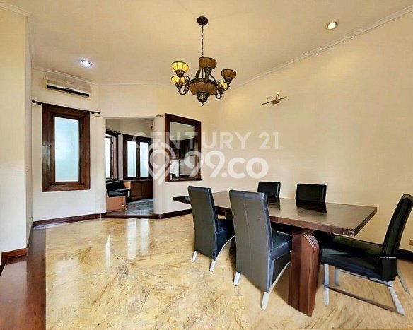 Hunian Modern dengan LT 650m2 & LB 800m2 Dikontrakkan di patra kuningan Hunian Modern dengan LT 650m2 & LB 800m2 Dikontrakkan di patra kuningan