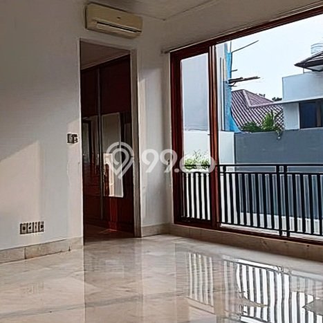 Hunian Modern Dikontrakkan 4 Kamar di Cilandak Boleh Nego Hunian Modern Dikontrakkan 4 Kamar di Cilandak Boleh Nego