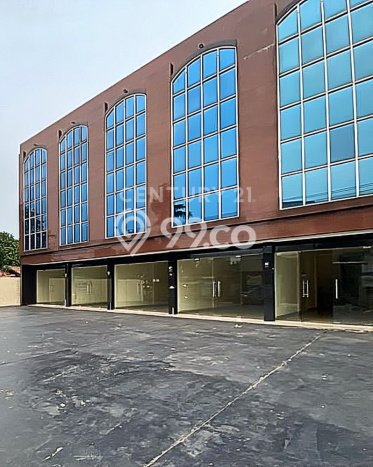 Unit Ruko Disewakan di Bintaro di Area Ramai & Strategis Unit Ruko Disewakan di Bintaro di Area Ramai & Strategis