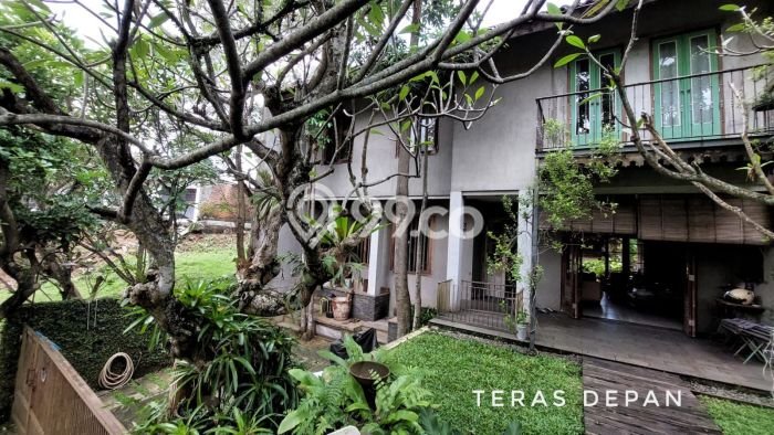 Dijual Rumah Luas Megah Dengan View Cantik di Bintaro, Tangerang Selatan Dijual Rumah Luas Megah Dengan View Cantik di Bintaro, Tangerang Selatan