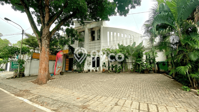 Rumah Disewakan Tangerang Selatan LT 300m2 LB 200m2 Kawasan Bintaro Rumah Disewakan Tangerang Selatan LT 300m2 LB 200m2 Kawasan Bintaro