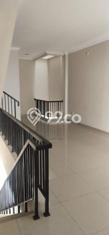 Ruko Komersial Dijual di Cengkareng Jakarta Barat LT 67m2 & LB 220m2 Ruko Komersial Dijual di Cengkareng Jakarta Barat LT 67m2 & LB 220m2