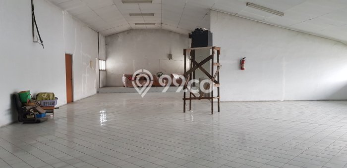 Gudang Bagus Dijual LB 2070m2 Lokasi Strategis Tangerang Area Cocok untuk Berbisnis Gudang Bagus Dijual LB 2070m2 Lokasi Strategis Tangerang Area Cocok untuk Berbisnis