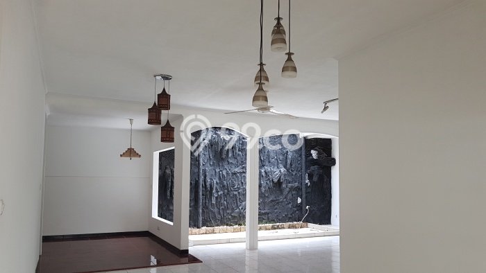 Rumah Eksklusif Best Location di Jakarta Barat, DKI Jakarta Rumah Eksklusif Best Location di Jakarta Barat, DKI Jakarta