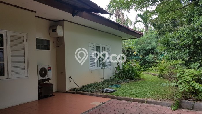Rumah Eksklusif Best Location di Jakarta Barat, DKI Jakarta Rumah Eksklusif Best Location di Jakarta Barat, DKI Jakarta