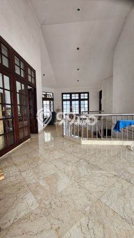 Rumah Luxury Modern Siap Huni di Tomang Jakarta Barat Rumah Luxury Modern Siap Huni di Tomang Jakarta Barat