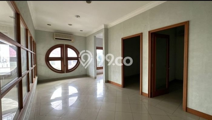 Siap Huni Rumah Mewah 5 Kamar di Kelapa Gading Dekat ke Mana Saja Siap Huni Rumah Mewah 5 Kamar di Kelapa Gading Dekat ke Mana Saja