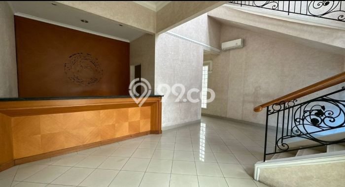 Siap Huni Rumah Mewah 5 Kamar di Kelapa Gading Dekat ke Mana Saja Siap Huni Rumah Mewah 5 Kamar di Kelapa Gading Dekat ke Mana Saja