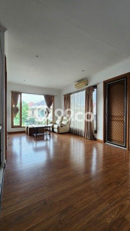 Rumah Luxury Modern Tanpa Renovasi di Green garden Jakarta Barat Rumah Luxury Modern Tanpa Renovasi di Green garden Jakarta Barat