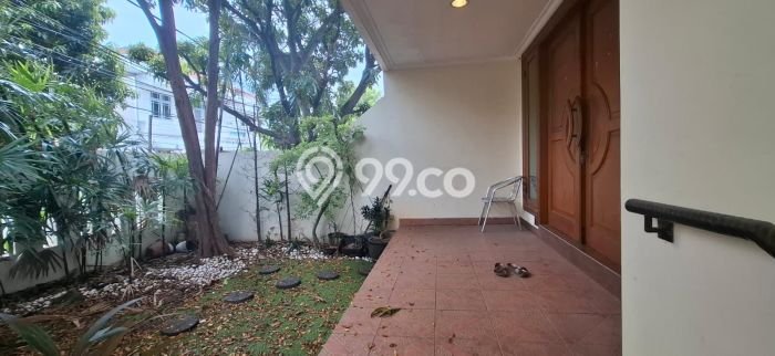 Rumah Elit Modern Tanpa Renovasi di Pluit Jakarta Utara Rumah Elit Modern Tanpa Renovasi di Pluit Jakarta Utara