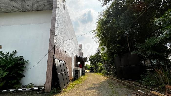 FOR SALE! Pabrik di Pulo Gadung Jakarta Timur, LT 5770m2, LB 3845m2 FOR SALE! Pabrik di Pulo Gadung Jakarta Timur, LT 5770m2, LB 3845m2
